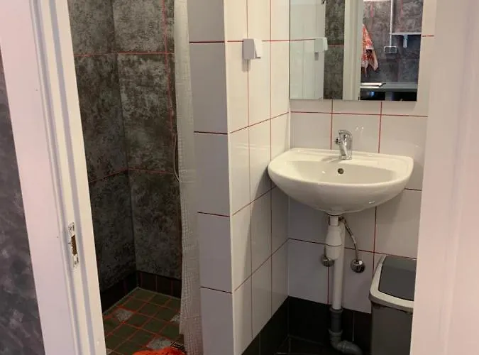 Sveciuose Pas Grazina Affittacamere *