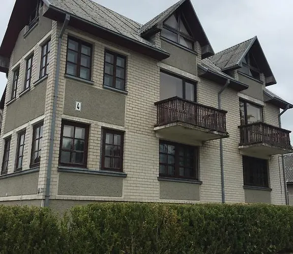 Sveciuose Pas Grazina *